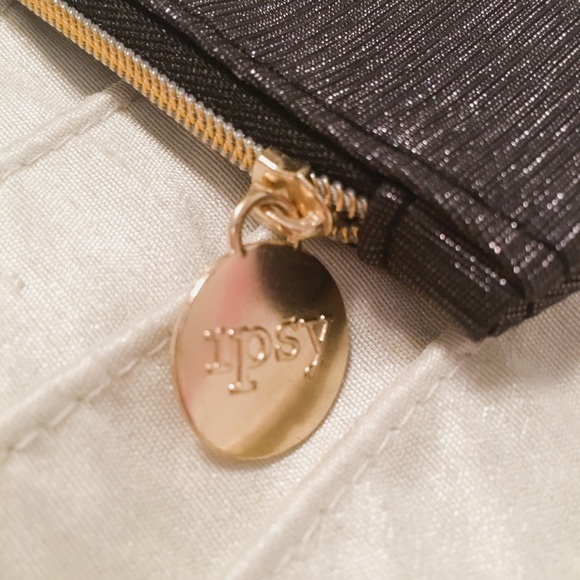 Limited edition: Ipsy GlamBag Egyptian Pouch - Picture 4 of 4